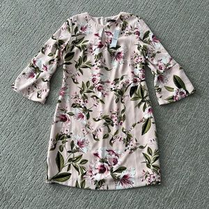 WHBM lovely spring dress, new with tags!